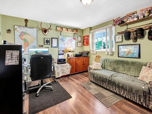 1580 Napier Place, Kamloops, BC - Indoor