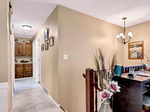 1580 Napier Place, Kamloops, BC - Indoor