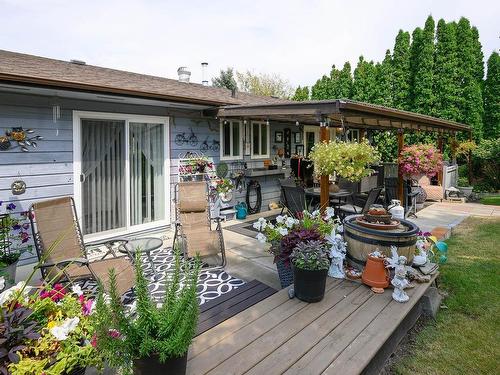 1580 Napier Place, Kamloops, BC - Outdoor With Deck Patio Veranda