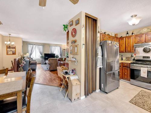 1580 Napier Place, Kamloops, BC - Indoor