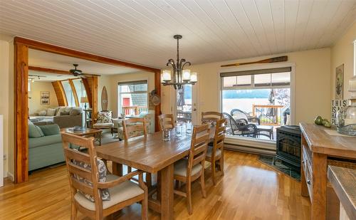 6792 Squilax Anglemont Road, Magna Bay, BC - Indoor Photo Showing Dining Room