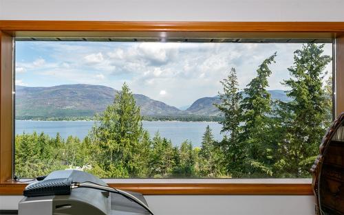 1-1261 Trans Canada Hwy Highway, Sorrento, BC -  Photo Showing Other Room With Body Of Water