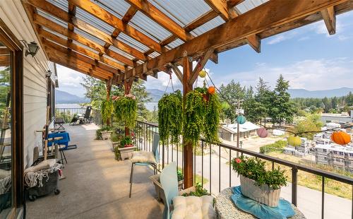 1-1261 Trans Canada Hwy Highway, Sorrento, BC - Outdoor With Exterior