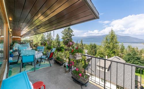 1-1261 Trans Canada Hwy Highway, Sorrento, BC - Outdoor With Exterior