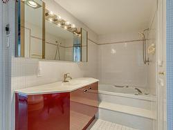 Ensuite bathroom - 