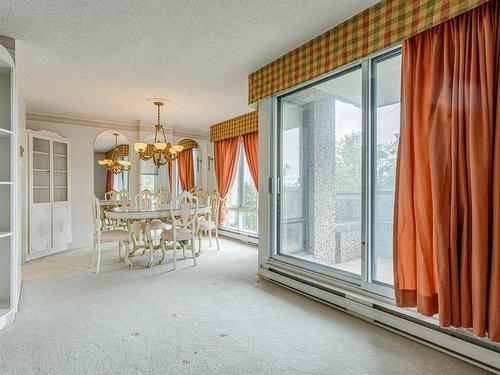 Dining room - A4-925 Crois. Du Ruisseau, Montréal (Saint-Laurent), QC - Indoor