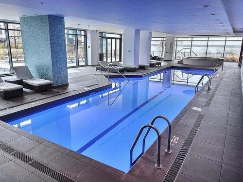 Piscine - 2705-199 Rue De La Rotonde, Montréal (Verdun/Île-Des-Soeurs), QC - Indoor Photo Showing Other Room With In Ground Pool