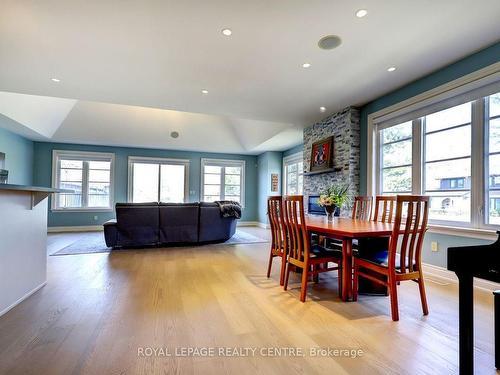 185 Cherry Post Dr, Mississauga, ON - Indoor Photo Showing Dining Room