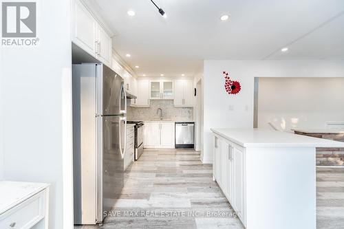 219 Franklin Street S, Kitchener, ON - Indoor Photo Showing Kitchen