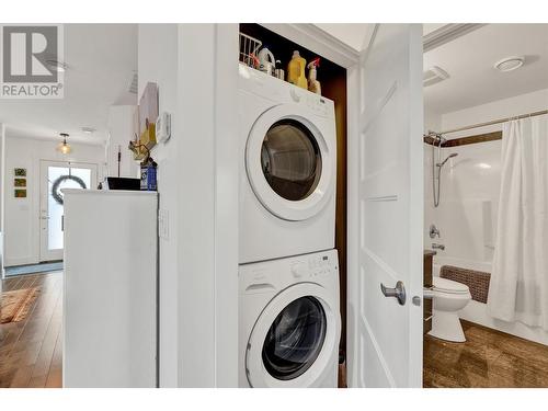 1170 Brant Avenue Unit# 5, Kelowna, BC - Indoor Photo Showing Laundry Room