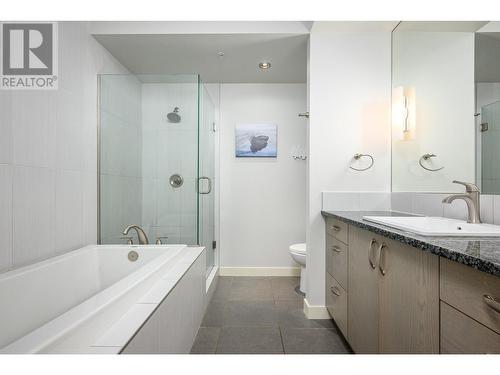 7343 Okanagan Landing Road Unit# 1101, Vernon, BC - Indoor Photo Showing Bathroom