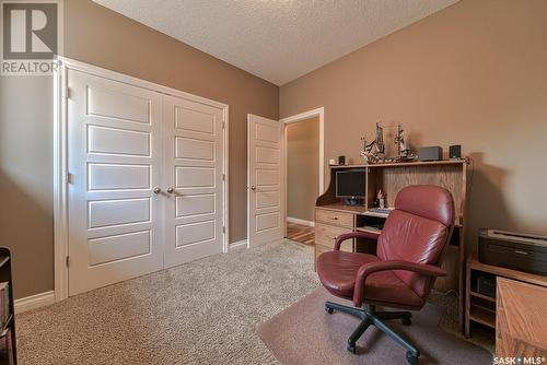 5729 Devine Place, Regina, SK - Indoor Photo Showing Office