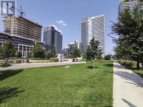 1907 - 95 Mcmahon Drive, Toronto (Bayview Village), ON - Outdoor With Facade