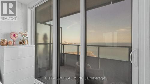 3208 - 20 Shore Breeze Drive, Toronto (Mimico), ON - Indoor Photo Showing Other Room