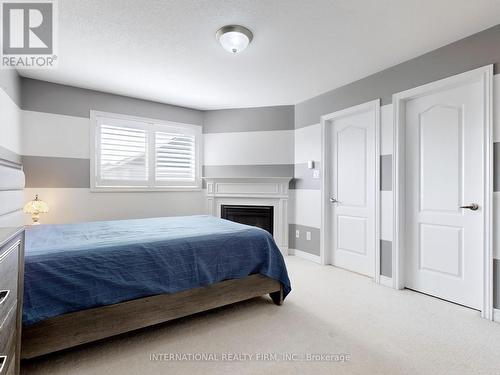 110 Swenson Street, New Tecumseth, ON - Indoor Photo Showing Bedroom