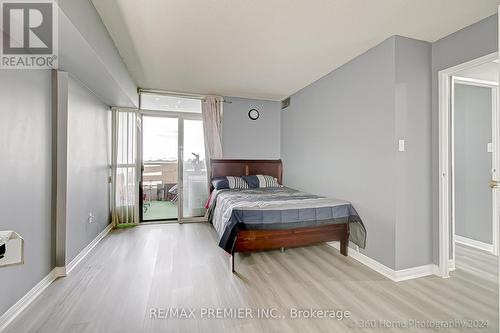 605 - 3 Rowntree Road, Toronto (Mount Olive-Silverstone-Jamestown), ON - Indoor Photo Showing Bedroom