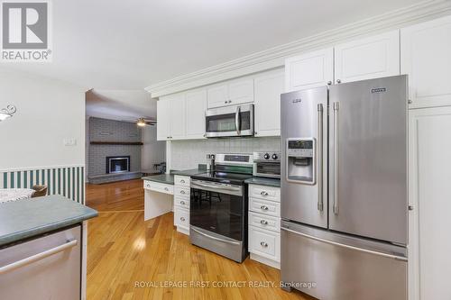 51 Idlewood Drive, Springwater (Midhurst), ON - Indoor Photo Showing Kitchen