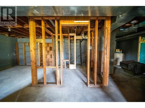 7837 Jaffray Baynes Lake Road, Jaffray, BC - Indoor Photo Showing Basement