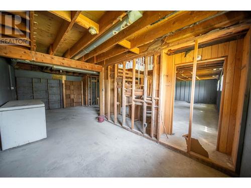 7837 Jaffray Baynes Lake Road, Jaffray, BC - Indoor Photo Showing Basement