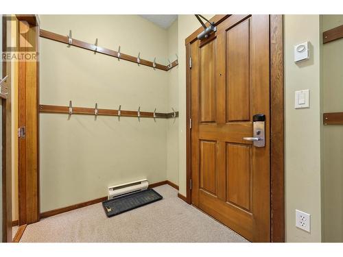 3190 Creekside Way Unit# 102, Sun Peaks, BC - Indoor Photo Showing Other Room