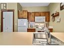 102-3190 Creekside Way, Sun Peaks, BC  - Indoor Photo Showing Kitchen 