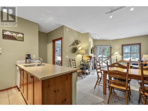 102-3190 Creekside Way, Sun Peaks, BC - Indoor Photo Showing Dining Room