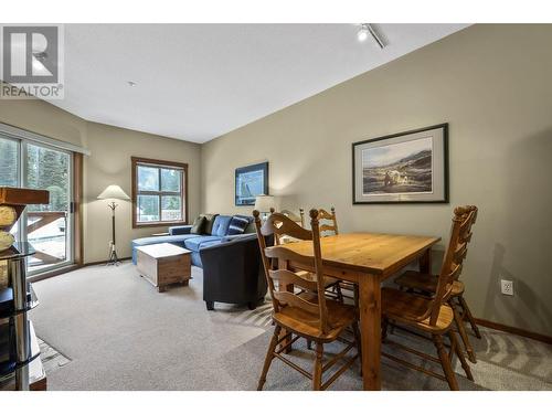 102-3190 Creekside Way, Sun Peaks, BC - Indoor Photo Showing Dining Room