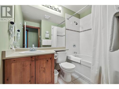 102-3190 Creekside Way, Sun Peaks, BC - Indoor Photo Showing Bathroom