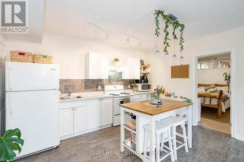 107 Revell Street, Gravenhurst, ON - Indoor Photo Showing Kitchen