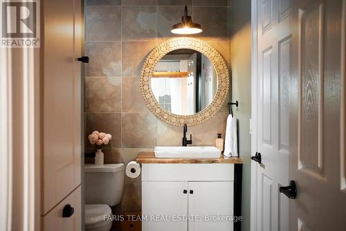 107 Revell Street, Gravenhurst, ON - Indoor Photo Showing Bathroom