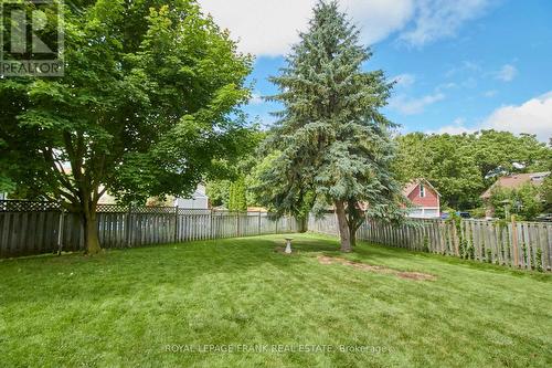 32 Faircomb Crescent, Clarington (Courtice), ON - Outdoor With Backyard