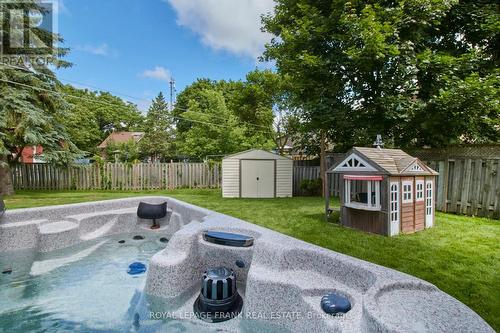 32 Faircomb Crescent, Clarington (Courtice), ON - Outdoor With Backyard