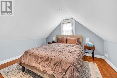 26 Melbourne Street, Hamilton (Kirkendall), ON - Indoor Photo Showing Bedroom