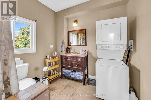 26 Melbourne Street, Hamilton, ON - Indoor Photo Showing Laundry Room