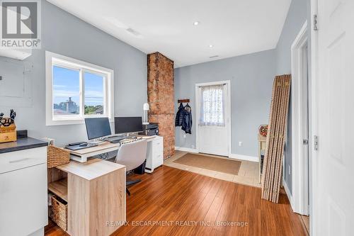 26 Melbourne Street, Hamilton, ON - Indoor Photo Showing Office