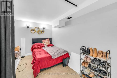 26 Melbourne Street, Hamilton (Kirkendall), ON - Indoor Photo Showing Bedroom