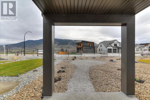 309 Arrowleaf Rise, Coldstream, BC - Outdoor