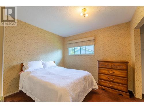 2505 Thornber Street, Summerland, BC - Indoor Photo Showing Bedroom