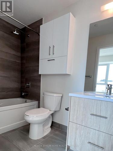 607 - 188 Fairview Mall Drive, Toronto (Don Valley Village), ON - Indoor Photo Showing Bathroom