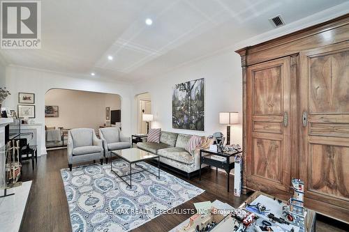 29 Whitehall Road, Toronto (Rosedale-Moore Park), ON - Indoor Photo Showing Living Room