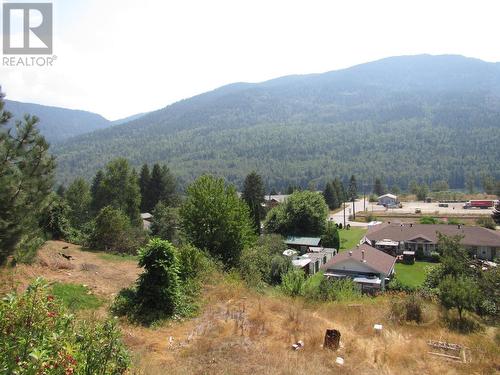 306 15Th  Avenue, Genelle, BC - Outdoor With View