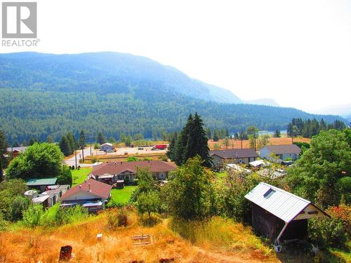 306 15Th  Avenue, Genelle, BC - Outdoor With View