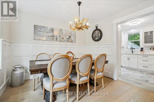 38 Fairwood Place W, Burlington (Bayview), ON - Indoor Photo Showing Dining Room