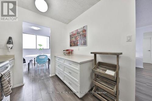 1706 - 375 King Street N, Waterloo, ON - Indoor Photo Showing Kitchen