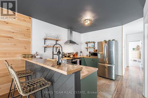 109 Revell Street, Gravenhurst, ON - Indoor Photo Showing Kitchen With Double Sink