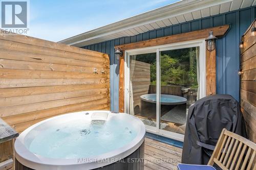 109 Revell Street, Gravenhurst, ON - Outdoor With Deck Patio Veranda With Exterior