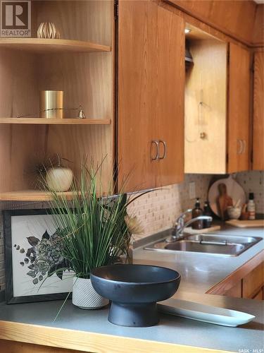 2958 Rae Street, Regina, SK - Indoor Photo Showing Kitchen With Double Sink