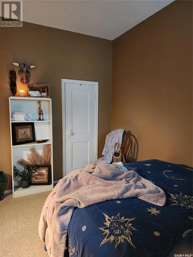 2958 Rae Street, Regina, SK - Indoor Photo Showing Bedroom