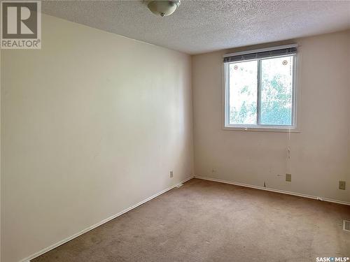 3952 Castle Road, Regina, SK - Indoor Photo Showing Other Room