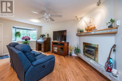 3166 Wallace Crescent, Prince George, BC - Indoor Photo Showing Living Room